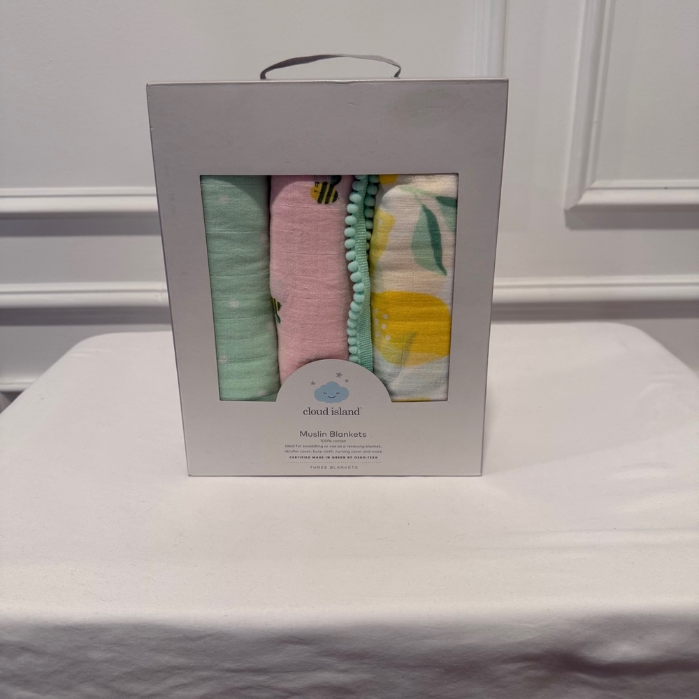 Cloud Island Muslin Blankets 3-Pack Baby‎ Swaddles NEW